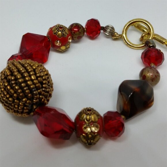 fun statement ruby red toggle clap bracelet large wrist - Picture 2 of 3